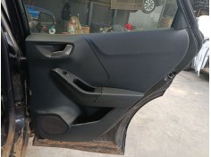 GUARNECIDO PUERTA TRASERA DERECHA 