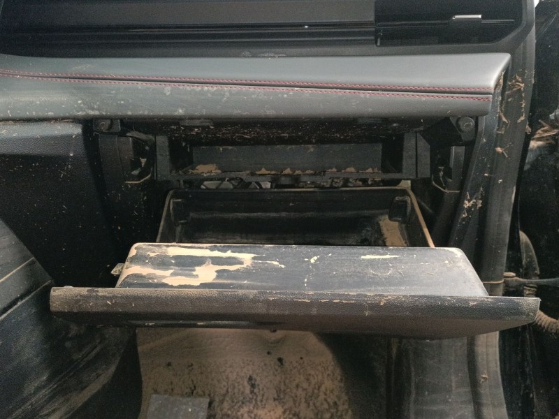 Recambio de guantera para ford puma (j2k, cf7) 1.0 ecoboost mhev referencia OEM IAM   