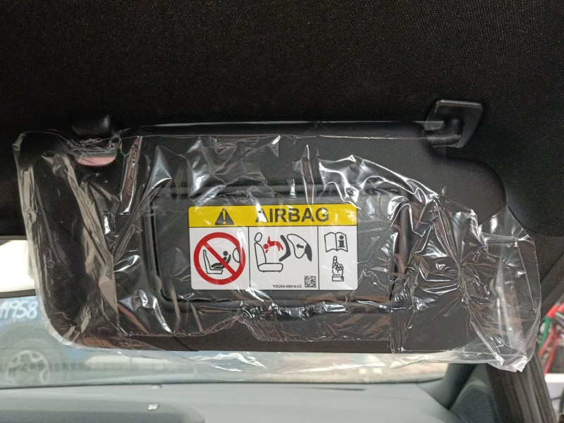 Recambio de parasol derecho para ford puma (j2k, cf7) 1.0 ecoboost mhev referencia OEM IAM   