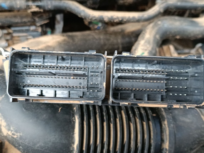 Recambio de centralita motor uce para ford puma (j2k, cf7) 1.0 ecoboost mhev referencia OEM IAM   