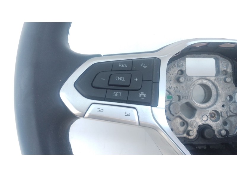 Recambio de volante para volkswagen polo vi (aw1, bz1, ae1) 1.0 tsi referencia OEM IAM   