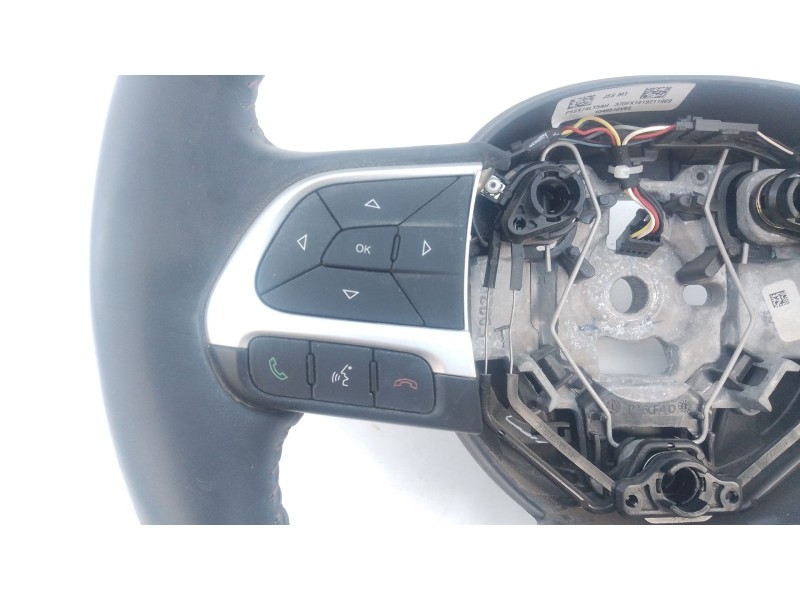 Recambio de volante para jeep compass (mp, m6, mv, m7) 1.4 multiair referencia OEM IAM   