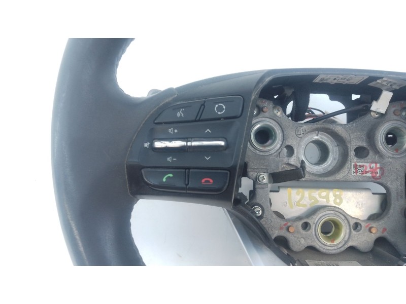 Recambio de volante para hyundai ioniq hybrid referencia OEM IAM   
