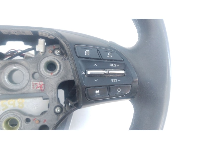 Recambio de volante para hyundai ioniq hybrid referencia OEM IAM   