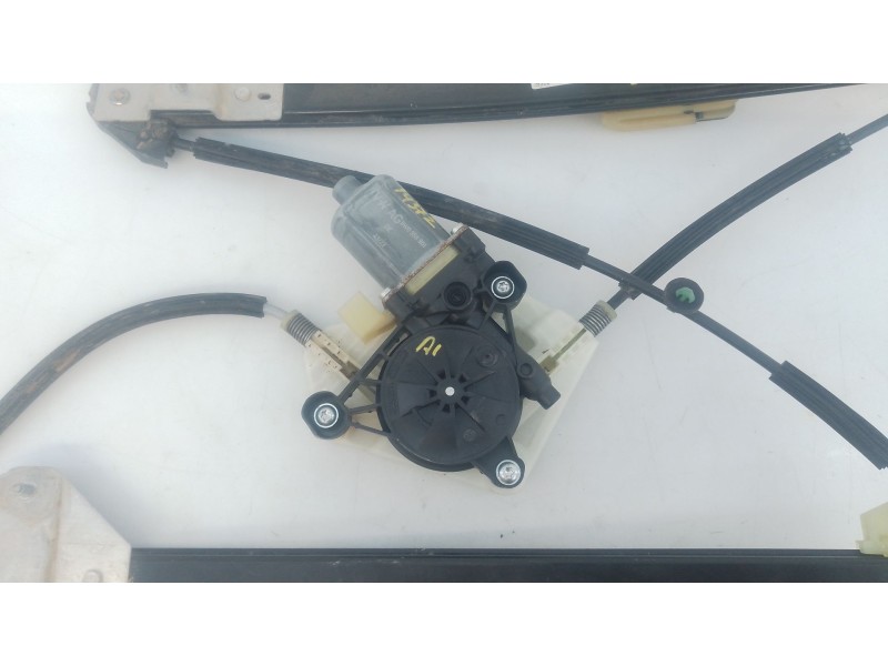 Recambio de elevalunas delantero izquierdo para audi a1 sportback (gba) 30 tfsi referencia OEM IAM   