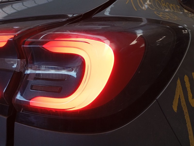 Recambio de piloto trasero derecho para ford puma (j2k, cf7) 1.0 ecoboost mhev referencia OEM IAM   