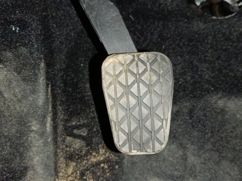 Recambio de pedal embrague para ford puma (j2k, cf7) 1.0 ecoboost mhev referencia OEM IAM   