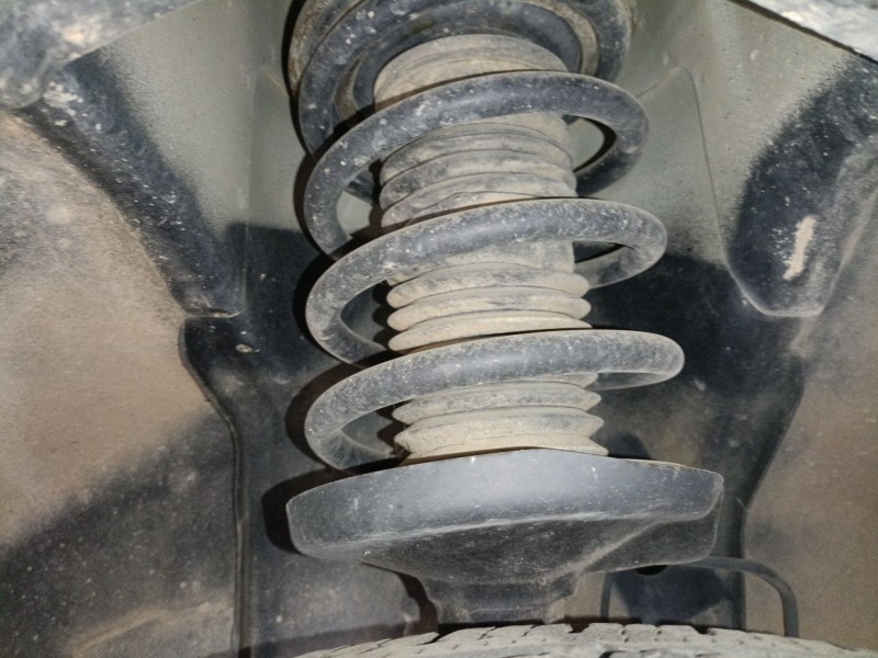 Recambio de amortiguador delantero derecho para suzuki grand vitara ii (jt, te, td) 1.9 ddis a las 4 ruedas (jt419, td44, jb419w