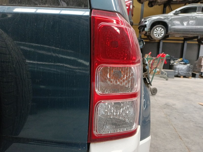 Recambio de piloto trasero derecho para suzuki grand vitara ii (jt, te, td) 1.9 ddis a las 4 ruedas (jt419, td44, jb419wd, jb419