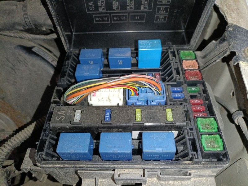 Recambio de caja reles / fusibles para suzuki grand vitara ii (jt, te, td) 1.9 ddis a las 4 ruedas (jt419, td44, jb419wd, jb419x
