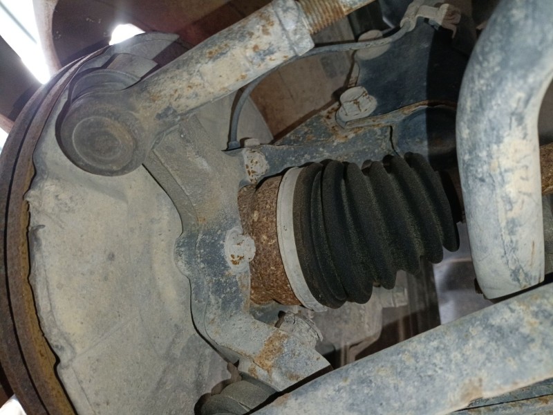 Recambio de mangueta delantera derecha para suzuki grand vitara ii (jt, te, td) 1.9 ddis a las 4 ruedas (jt419, td44, jb419wd, j