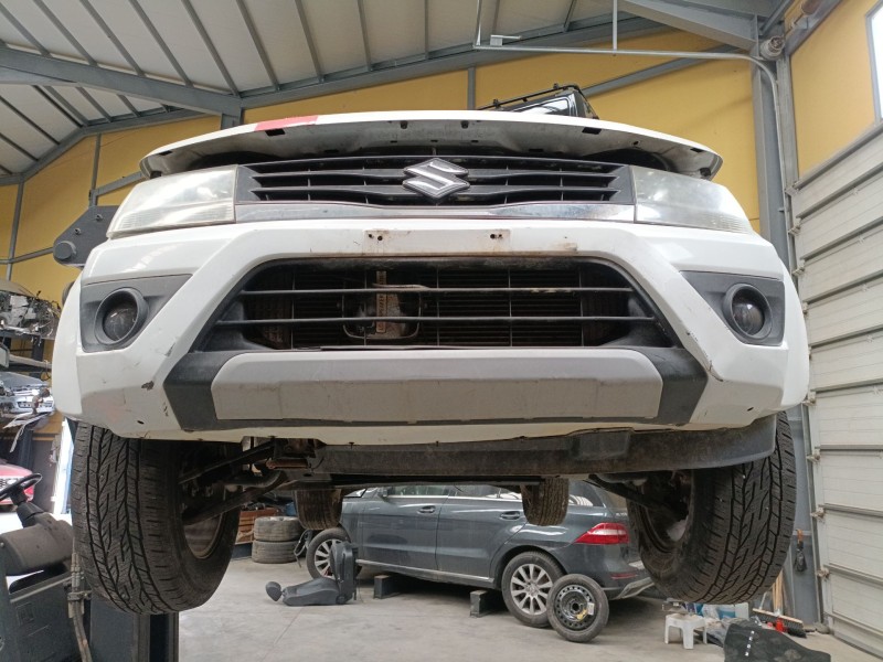 Recambio de paragolpes delantero para suzuki grand vitara ii (jt, te, td) 1.9 ddis a las 4 ruedas (jt419, td44, jb419wd, jb419xd