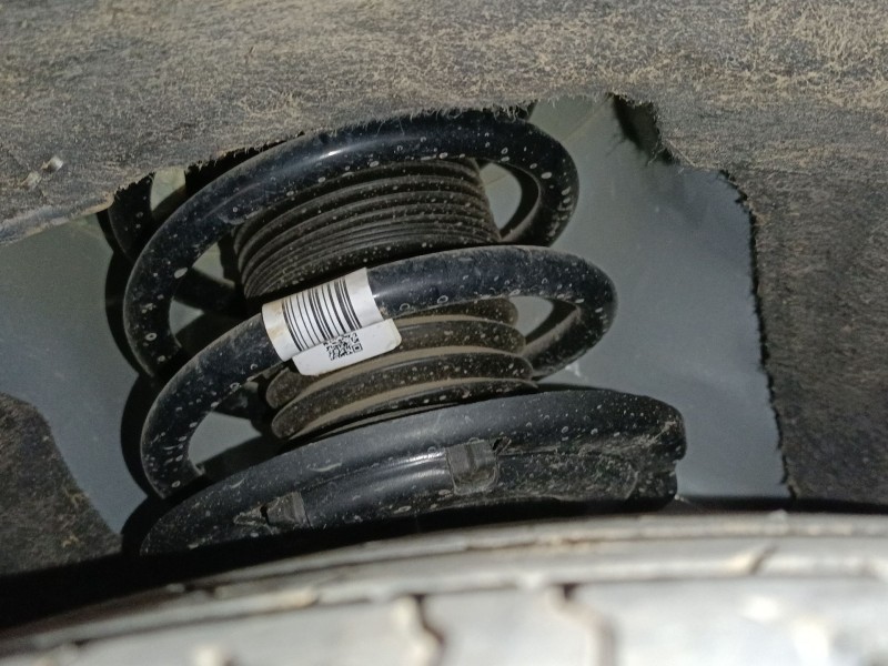 Recambio de amortiguador delantero derecho para ford puma (j2k, cf7) 1.0 ecoboost mhev referencia OEM IAM   