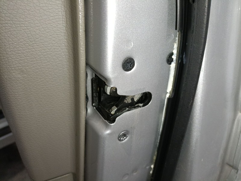 Recambio de cerradura puerta delantera derecha para volvo xc90 i (275) d5 awd referencia OEM IAM   