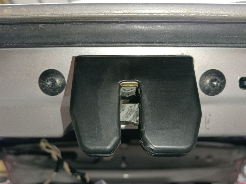 Recambio de cerradura maletero / porton para volvo xc90 i (275) d5 awd referencia OEM IAM   