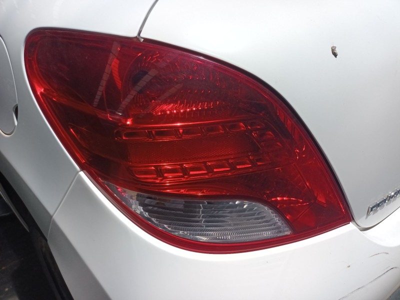 Recambio de piloto trasero izquierdo para peugeot 207/207+ (wa_, wc_) 1.4 referencia OEM IAM   