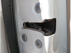 CERRADURA PUERTA DELANTERA IZQUIERDA 