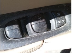 Recambio de mando elevalunas delantero izquierdo para nissan x-trail iii (t32_, t32r, t32rr) 1.6 dci (t32) referencia OEM IAM   