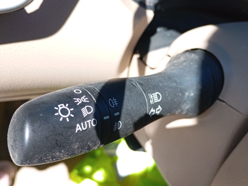 Recambio de mando intermitentes para nissan x-trail iii (t32_, t32r, t32rr) 1.6 dci (t32) referencia OEM IAM   