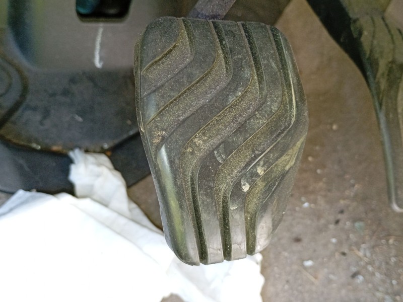 Recambio de pedal freno para nissan x-trail iii (t32_, t32r, t32rr) 1.6 dci (t32) referencia OEM IAM   