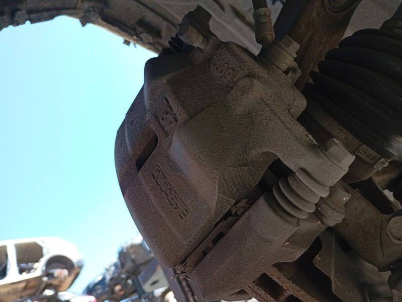 Recambio de pinza freno delantera derecha para nissan x-trail iii (t32_, t32r, t32rr) 1.6 dci (t32) referencia OEM IAM   