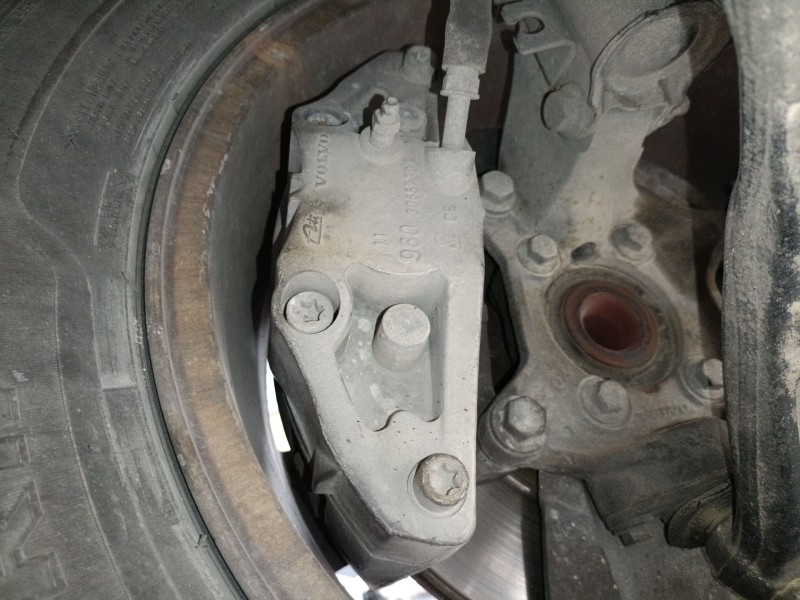 Recambio de pinza freno delantera derecha para volvo xc90 i (275) d5 awd referencia OEM IAM   