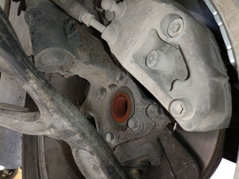 Recambio de mangueta delantera izquierda para volvo xc90 i (275) d5 awd referencia OEM IAM   