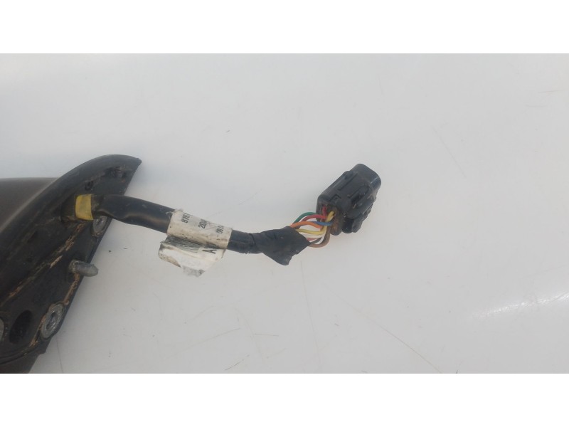 Recambio de retrovisor izquierdo electrico para kia cee´d (jd) 1.6 crdi 128 referencia OEM IAM   