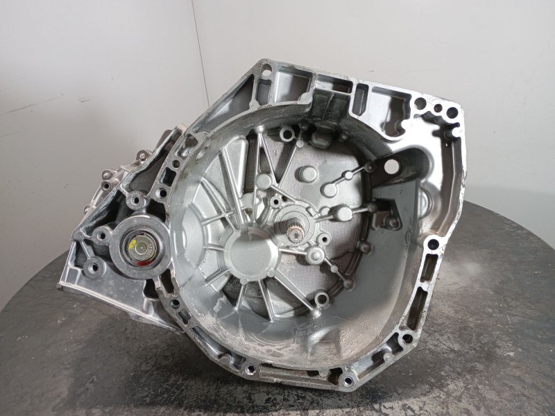 Recambio de caja cambios para nissan qashqai ii (j11, j11_) 1.3 dig-t referencia OEM IAM TL4162  