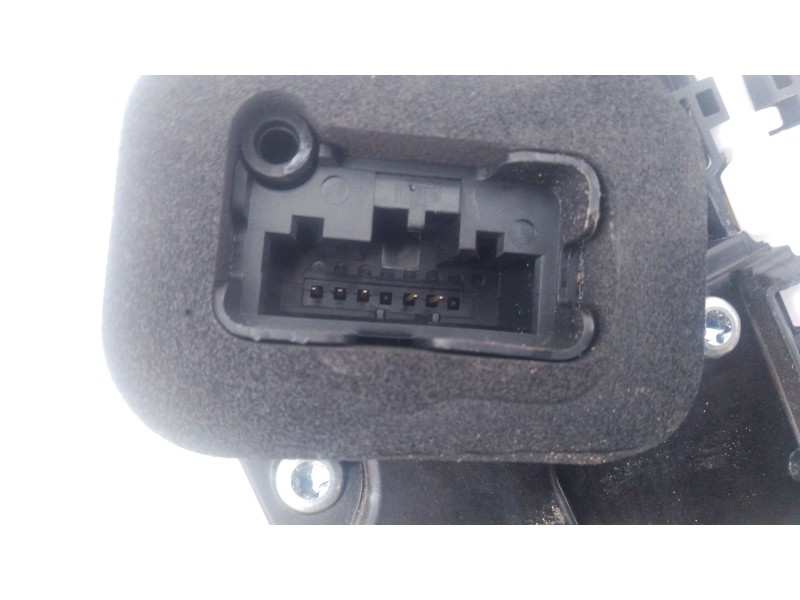 Recambio de cerradura puerta delantera izquierda para volkswagen taigo (cs1) 1.0 tsi referencia OEM IAM   