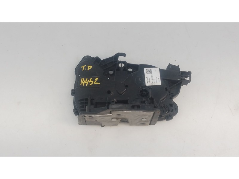 Recambio de cerradura puerta trasera derecha para skoda fabia iv (pj3) 1.0 tsi referencia OEM IAM   
