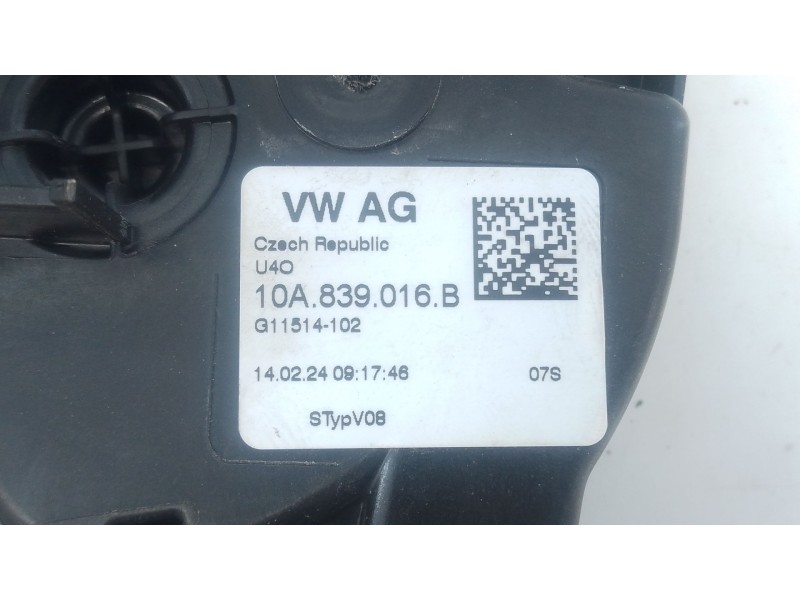 Recambio de cerradura puerta trasera derecha para skoda fabia iv (pj3) 1.0 tsi referencia OEM IAM   