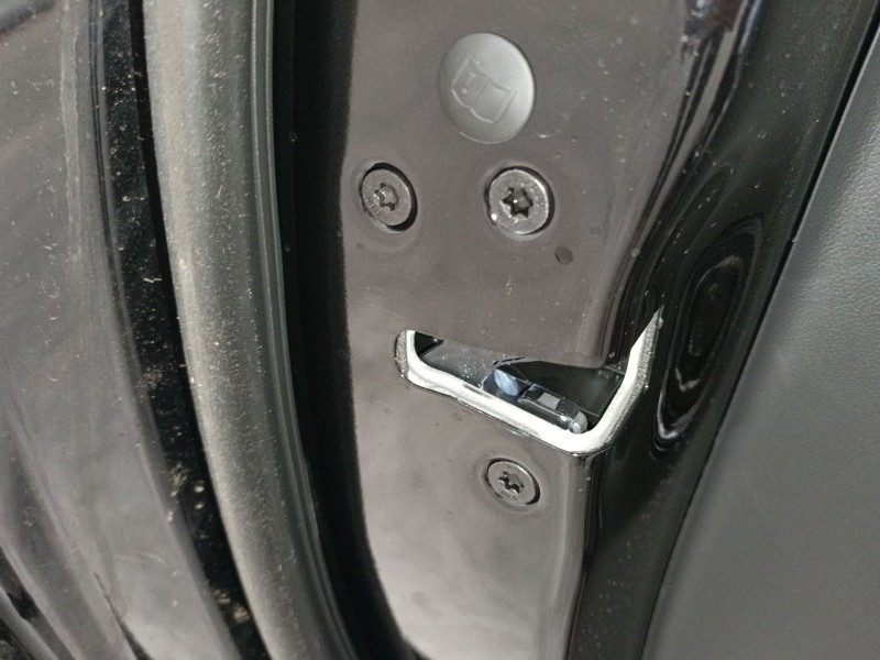 Recambio de cerradura puerta trasera izquierda para ford puma (j2k, cf7) 1.0 ecoboost mhev referencia OEM IAM   