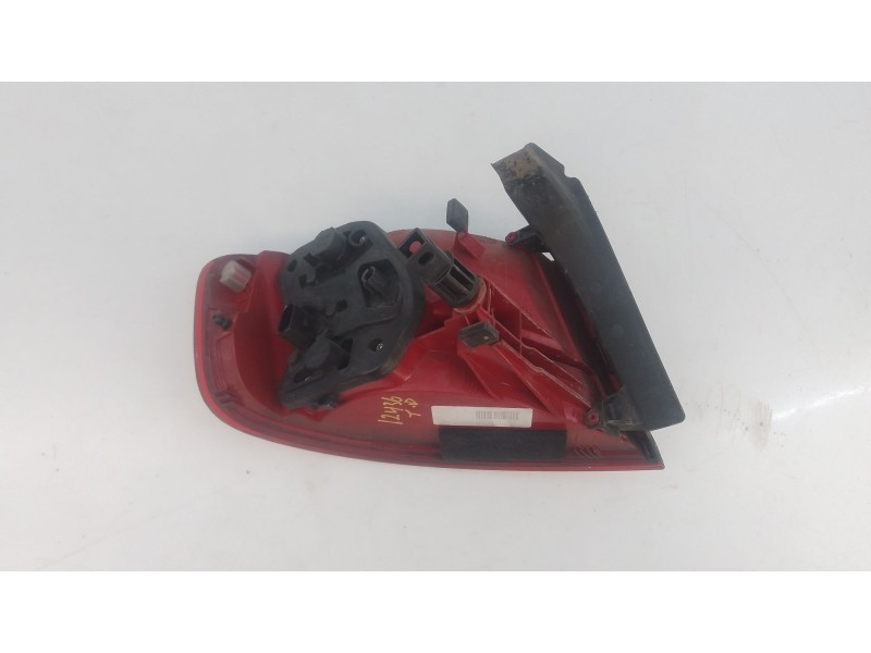 Recambio de piloto trasero derecho para audi a4 ber. (b8) básico referencia OEM IAM   