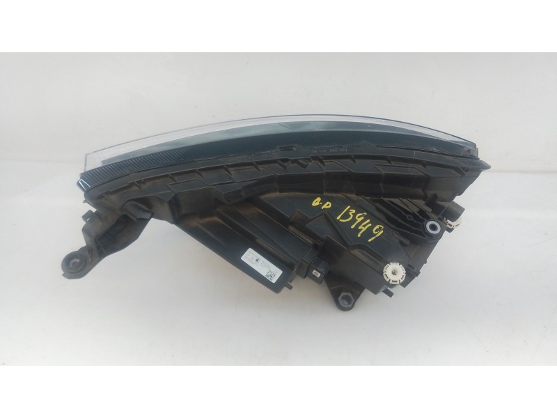 Recambio de faro derecho xenon para skoda kamiq (nw4) 1.0 tsi referencia OEM IAM 655041016B  
