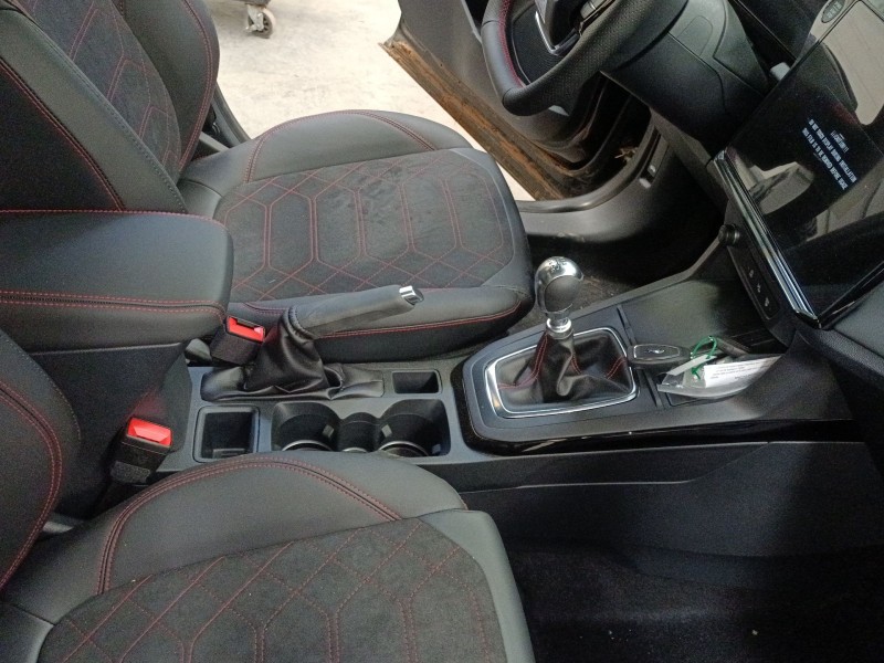 Recambio de consola central para ford puma (j2k, cf7) 1.0 ecoboost mhev referencia OEM IAM   
