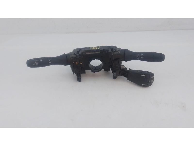 Recambio de mando intermitentes para renault express furgoneta/monovolumen 1.5 blue dci 75 (f6aa) referencia OEM IAM   