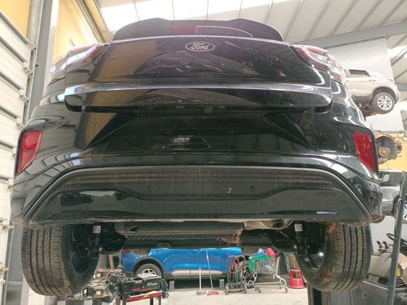 Recambio de paragolpes trasero para ford puma (j2k, cf7) 1.0 ecoboost mhev referencia OEM IAM   