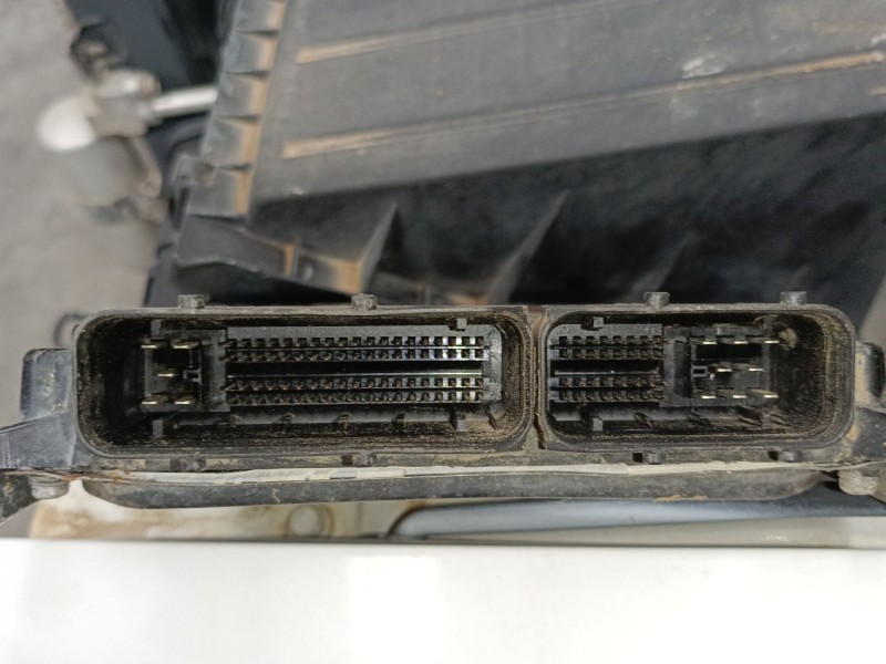 Recambio de centralita motor uce para nissan pathfinder iii (r51) 2.5 dci 4wd referencia OEM IAM   