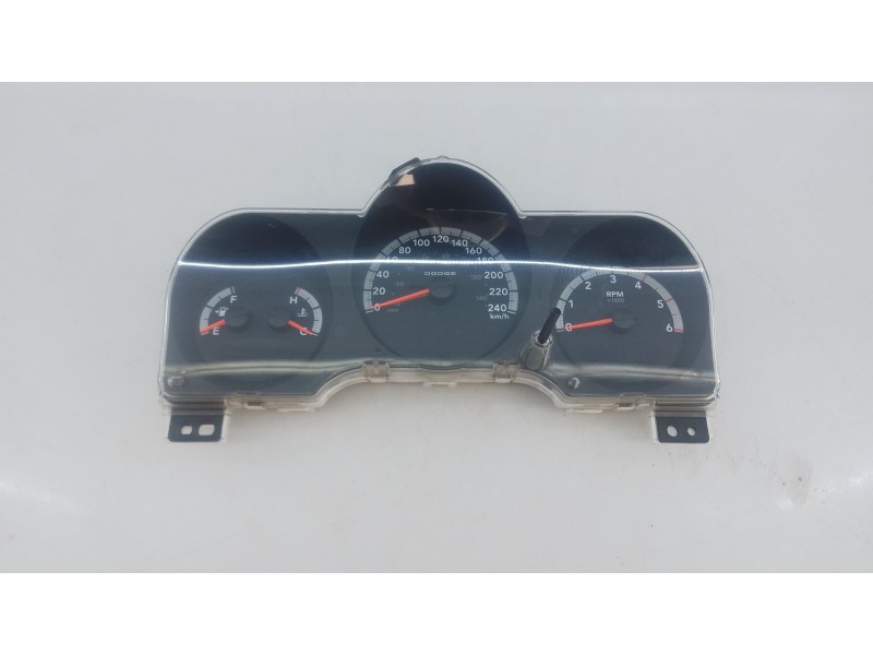 Recambio de cuadro instrumentos para dodge nitro 2.8 crd 4wd referencia OEM IAM 05172372AA CR0037029K0C0 