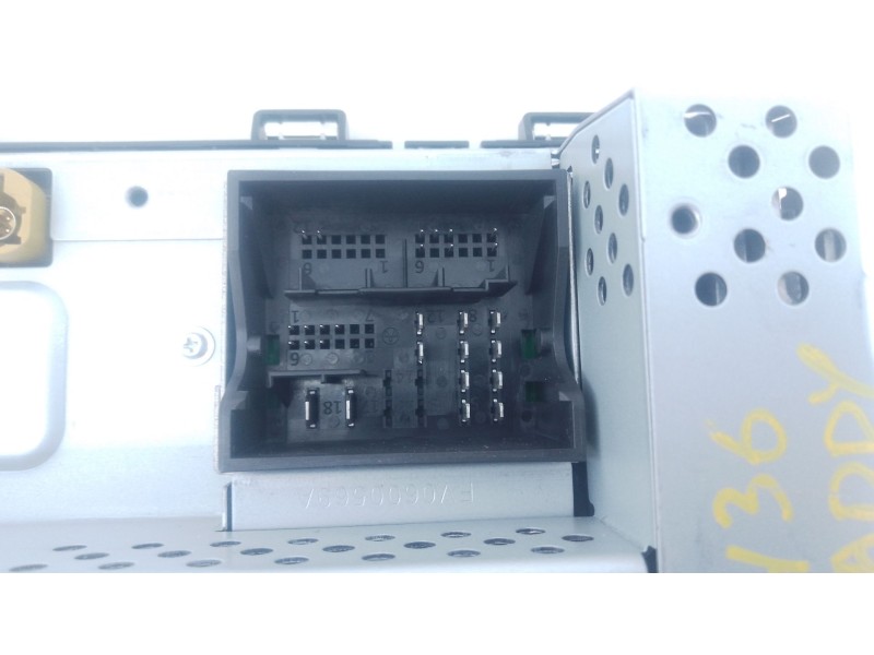 Recambio de sistema audio / radio cd para volkswagen caddy v furgoneta/monovolumen (sba, sbh) 2.0 tdi bmt referencia OEM IAM   