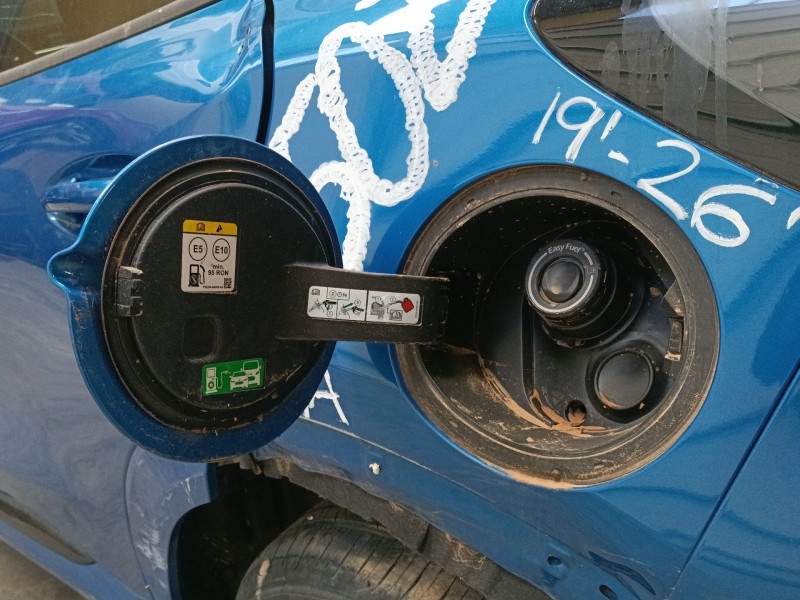 Recambio de tapa exterior combustible para ford puma (j2k, cf7) 1.0 ecoboost mhev referencia OEM IAM   