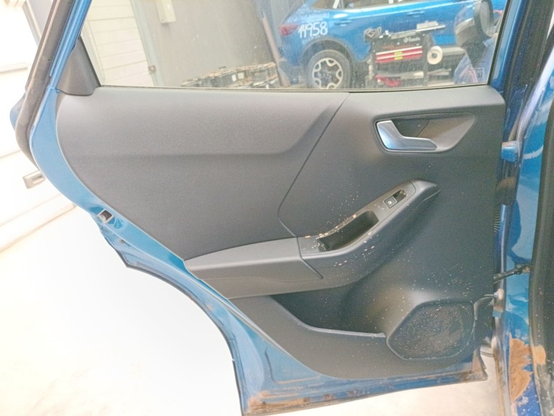 Recambio de guarnecido puerta trasera izquierda para ford puma (j2k, cf7) 1.0 ecoboost mhev referencia OEM IAM   