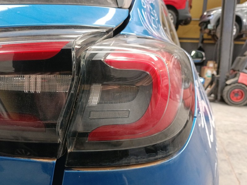 Recambio de piloto trasero derecho para ford puma (j2k, cf7) 1.0 ecoboost mhev referencia OEM IAM   