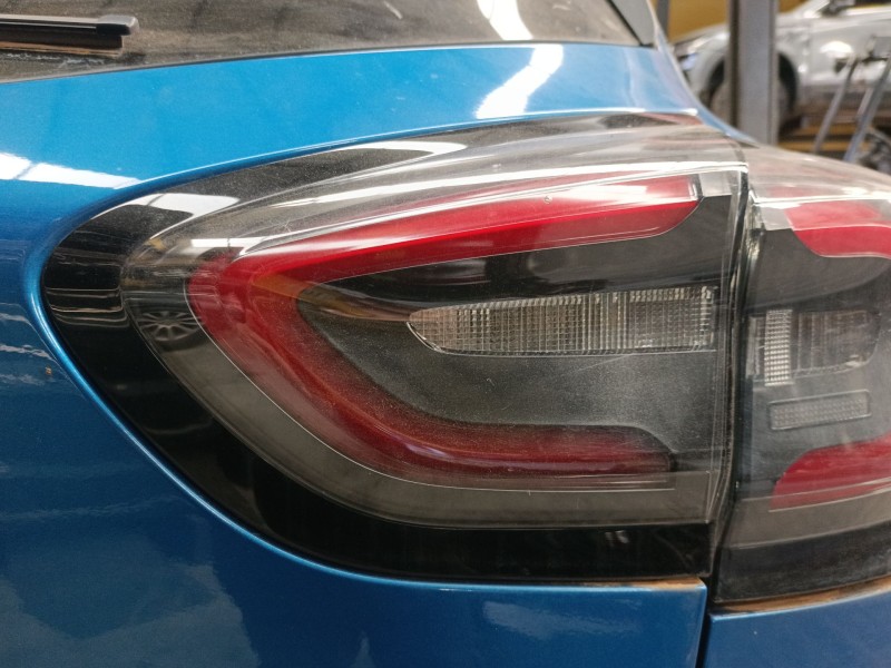 Recambio de piloto trasero derecho porton para ford puma (j2k, cf7) 1.0 ecoboost mhev referencia OEM IAM   