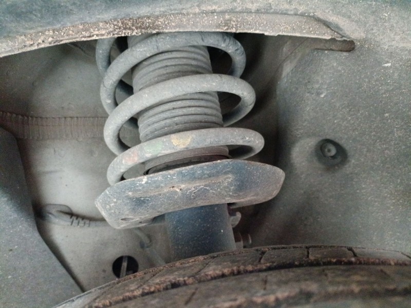Recambio de amortiguador delantero derecho para volkswagen passat b6 (3c2) 1.9 tdi referencia OEM IAM   
