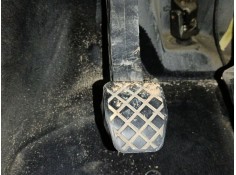 PEDAL EMBRAGUE 