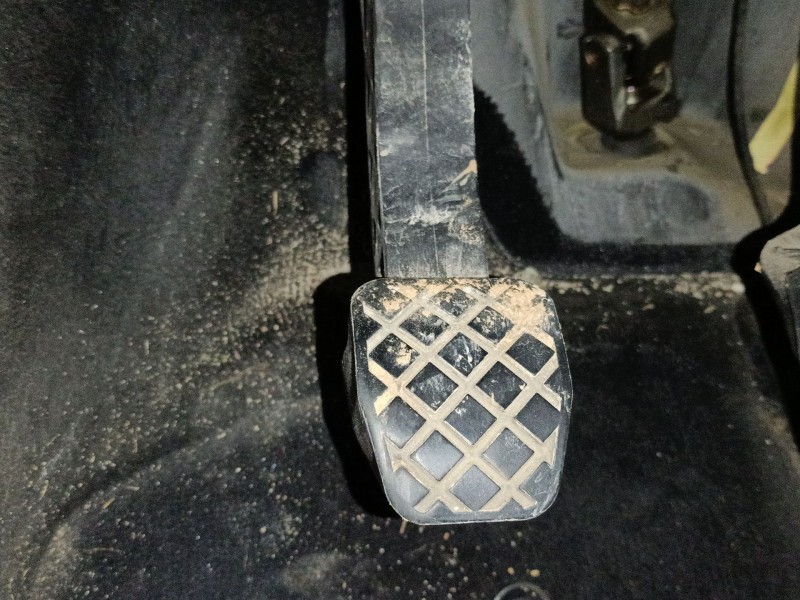 Recambio de pedal embrague para volkswagen passat b6 (3c2) 1.9 tdi referencia OEM IAM   