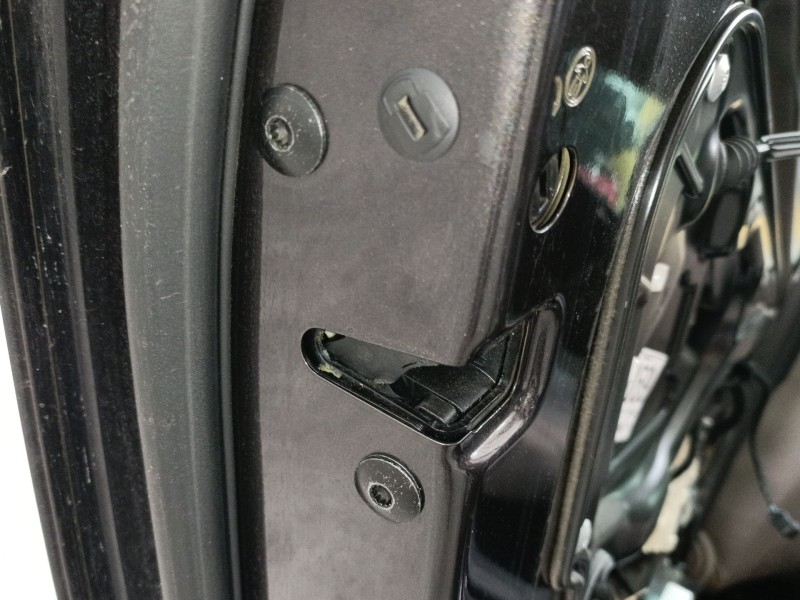 Recambio de cerradura puerta trasera izquierda para volkswagen passat b6 (3c2) 1.9 tdi referencia OEM IAM   