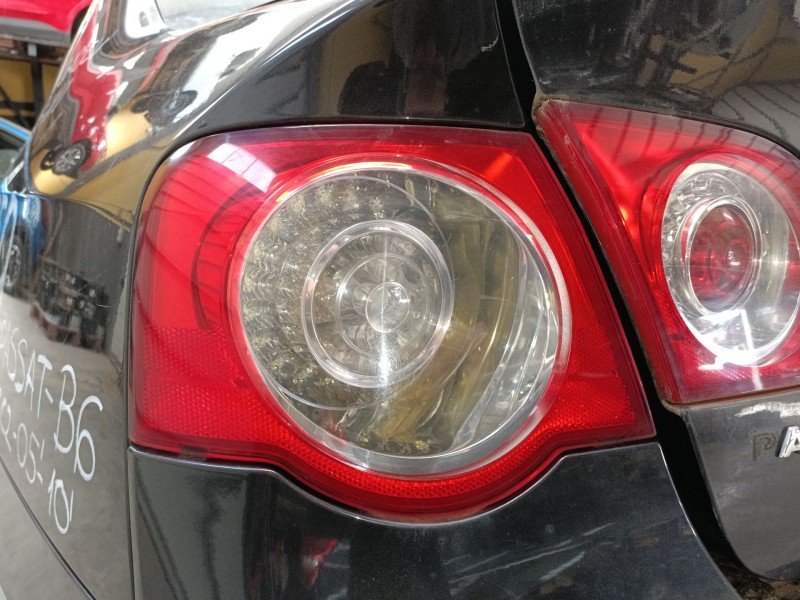 Recambio de piloto trasero izquierdo para volkswagen passat b6 (3c2) 1.9 tdi referencia OEM IAM   